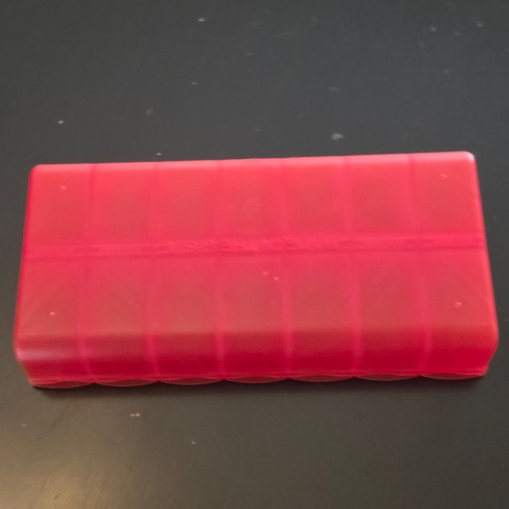Love Wellness Vitamin/Pill Organizer - Day and Night - Picture 2 of 2